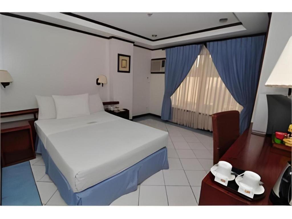 Soledad Suites Panglao Εξωτερικό φωτογραφία