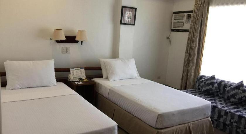 Soledad Suites Panglao Εξωτερικό φωτογραφία