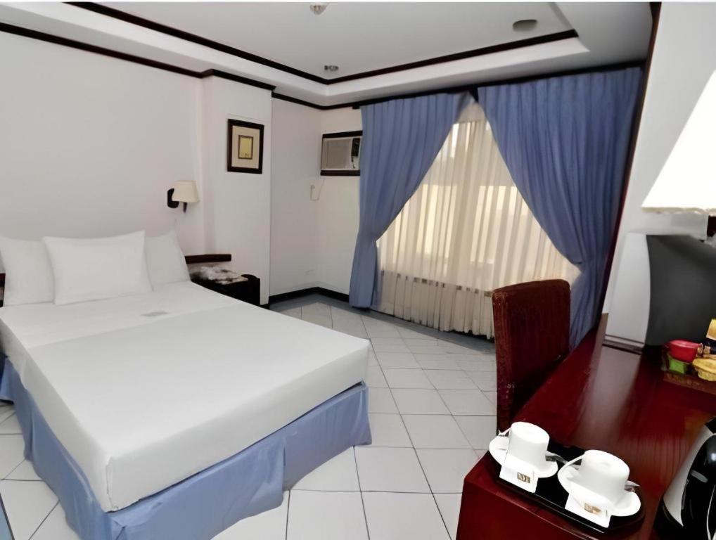 Soledad Suites Panglao Εξωτερικό φωτογραφία