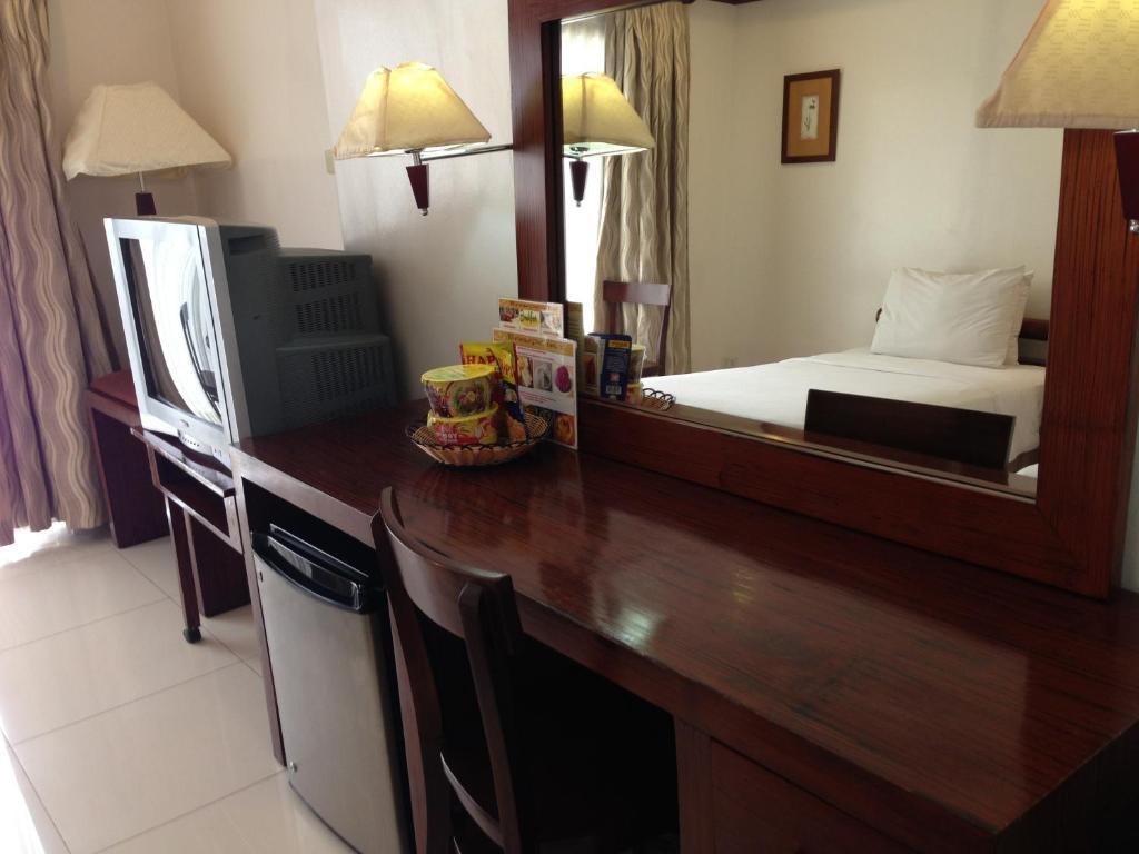 Soledad Suites Panglao Εξωτερικό φωτογραφία